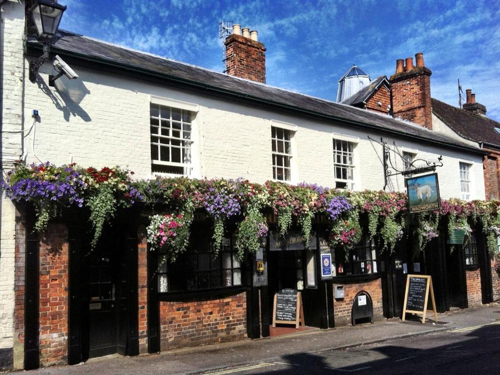 The Lamb Inn Marlborough Exterior foto